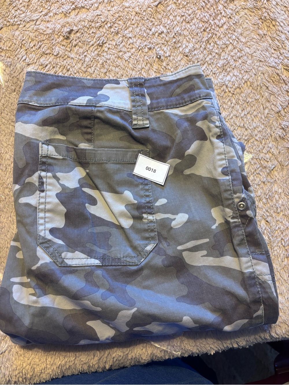 Faded Glory womans green Camo Cargo Pants